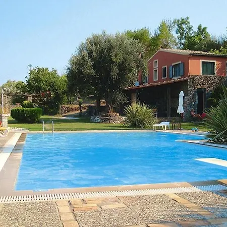 In With Balcony Or Terrace Apartment